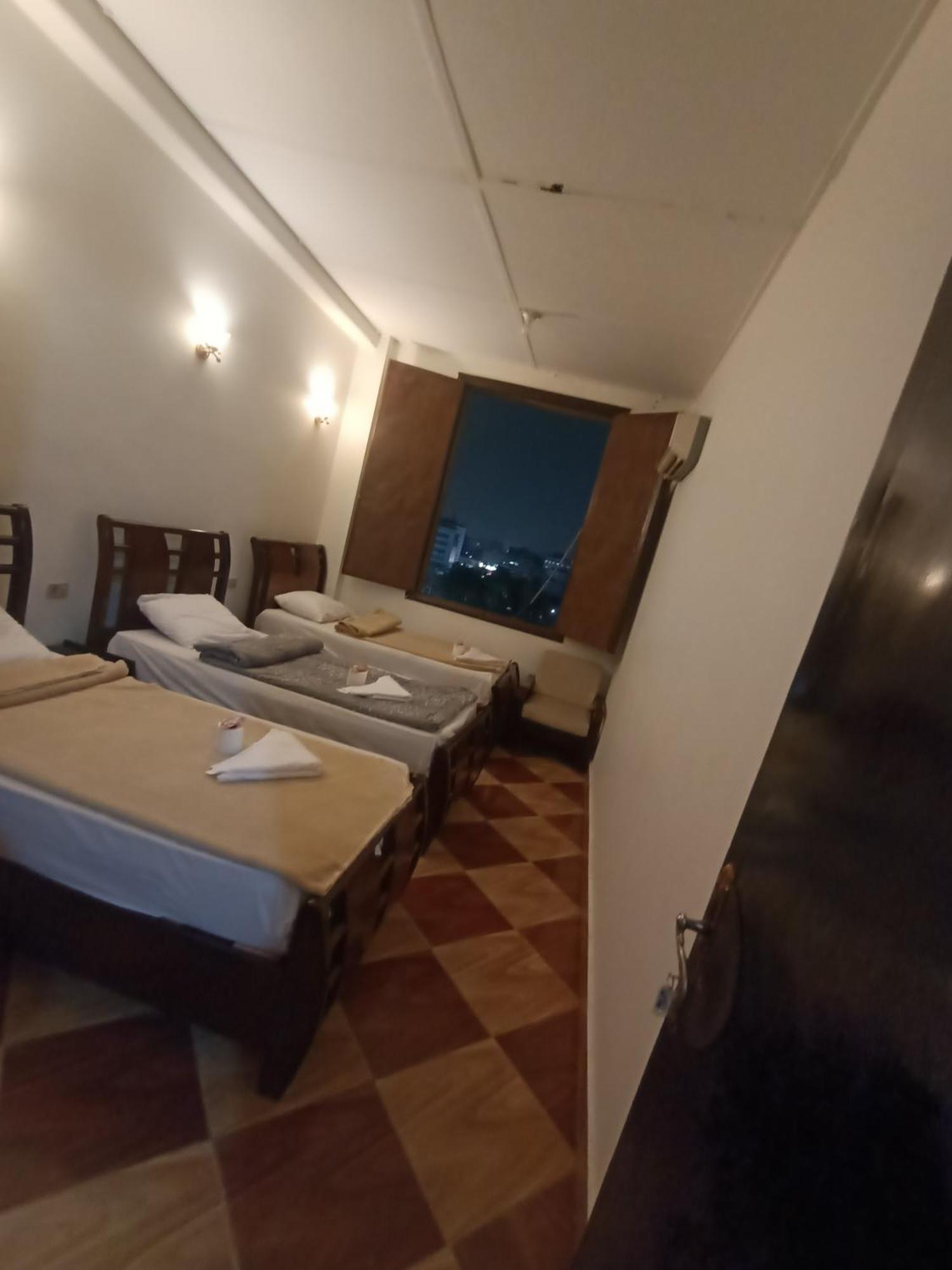 Family Palace Apartment