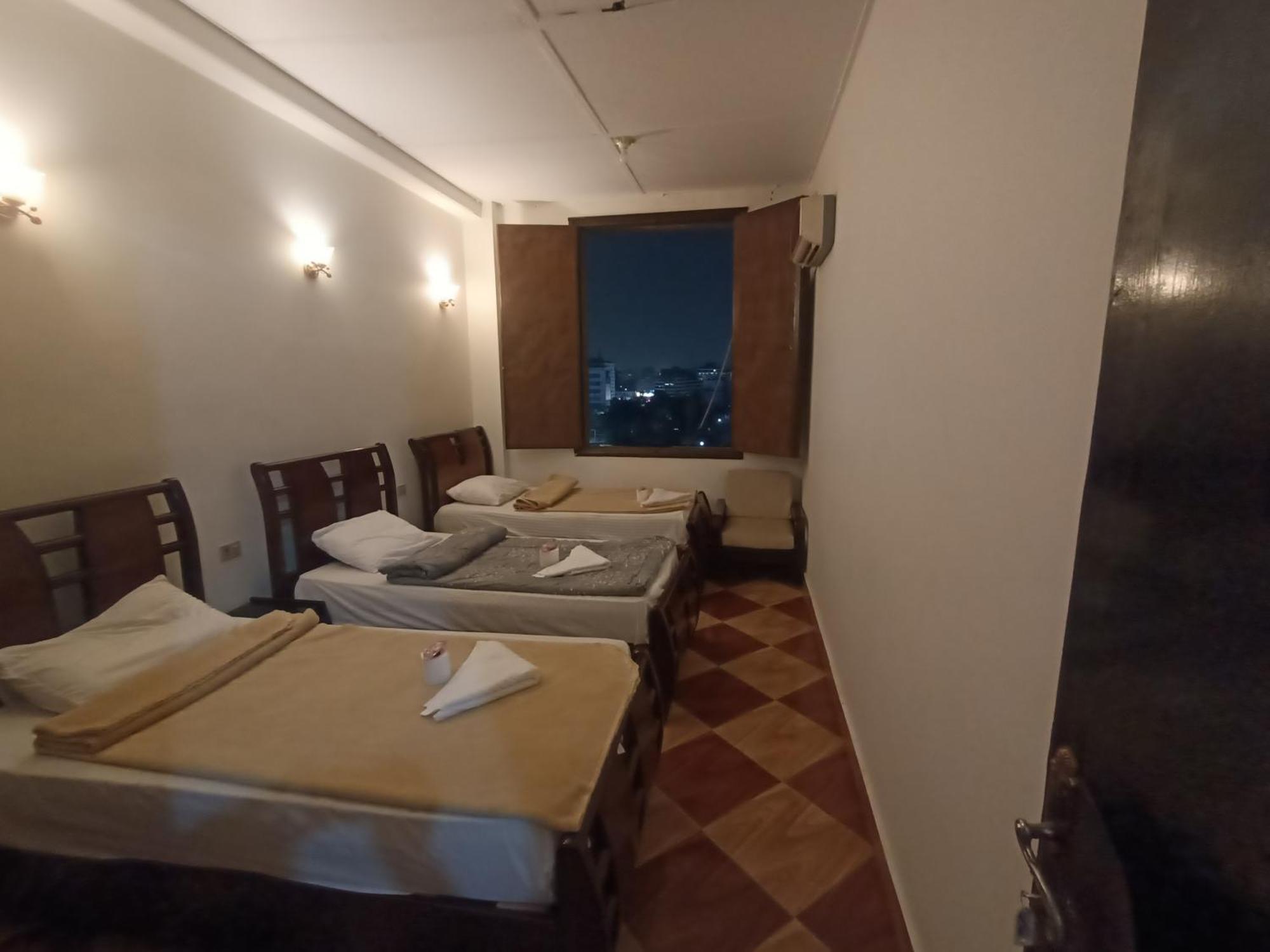 Family Palace Apartment *